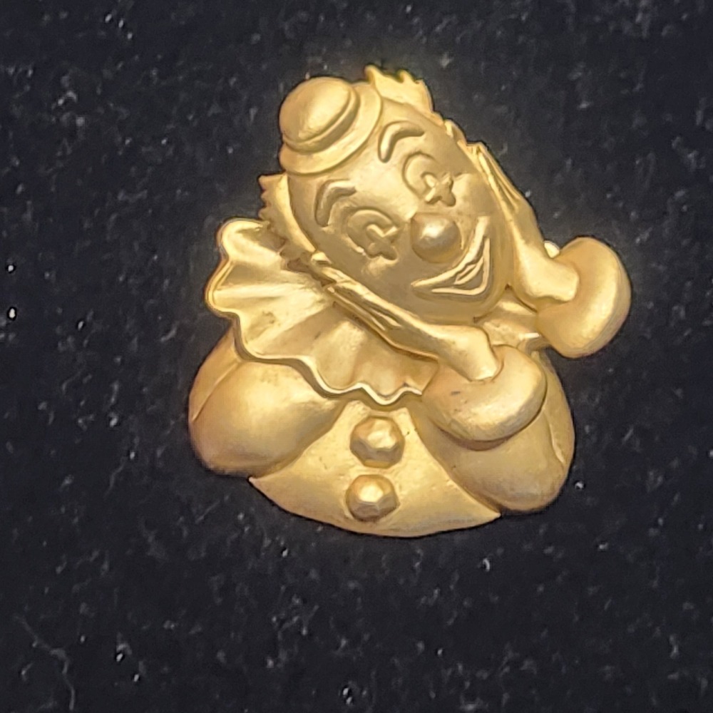 Vintage Gold Tone Clown Brooch Pin Whimsical Circus Jewelry Matte Gold Finish JJ